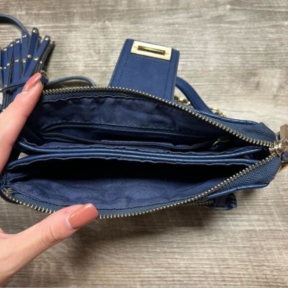 Charming Charlie Crossbody Bag - Picture 7 of 11